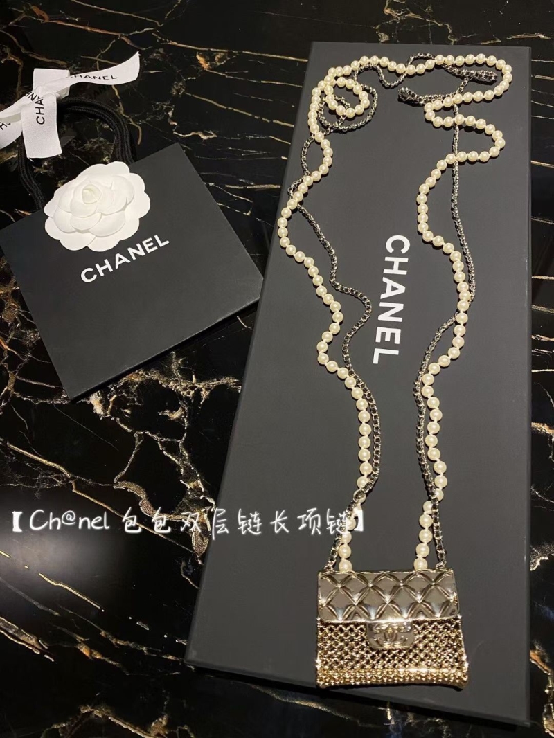 Chanel Necklaces